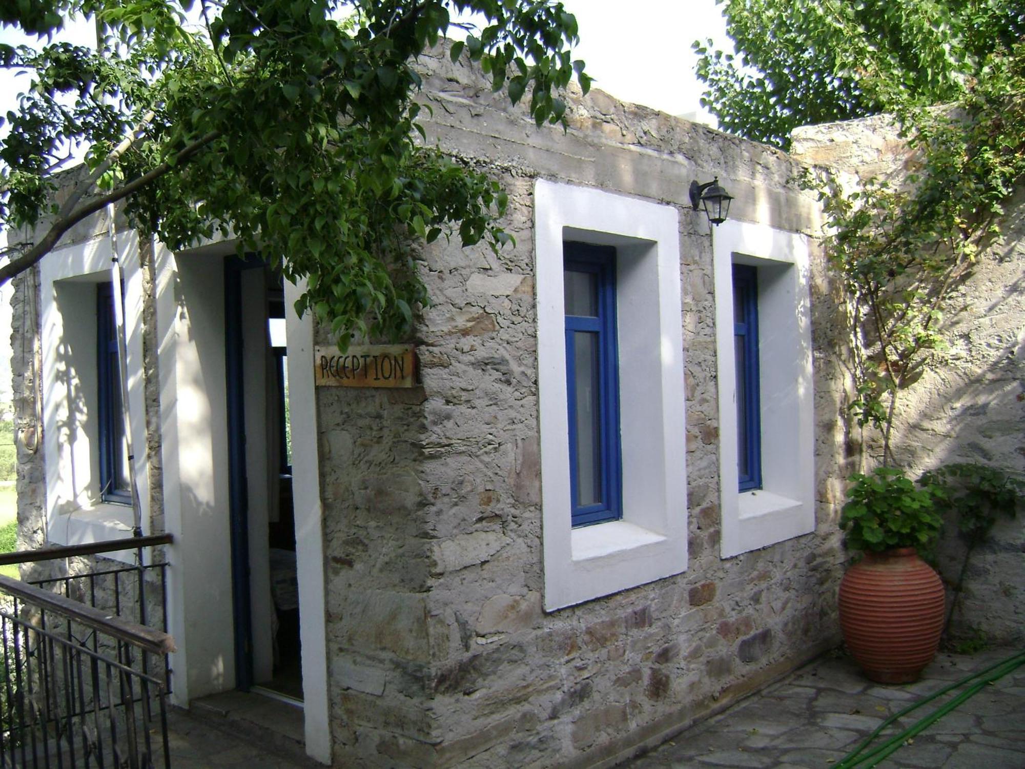Akontisma Hotel Nea Karvali Exterior foto